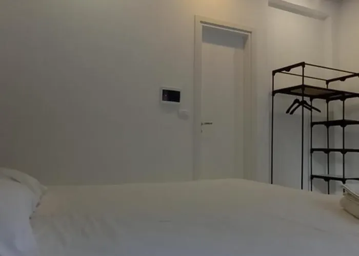 Relino House 2 *